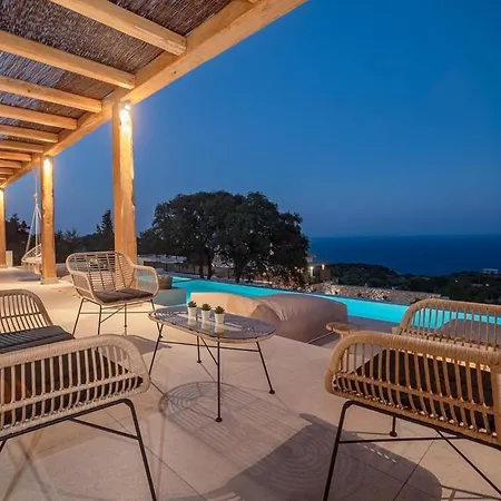 Uno In * Zakynthos